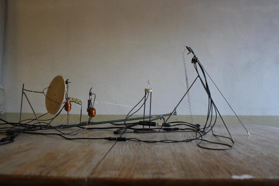 Stick, String and Light av Christian Blom.